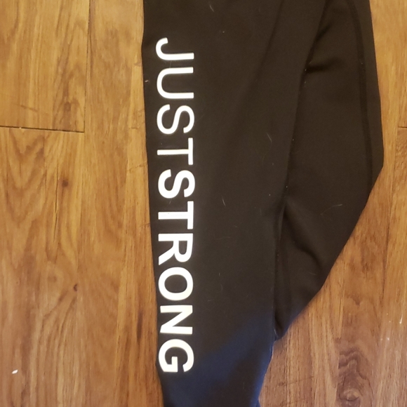 Just Strong leggings - Picture 3 of 4